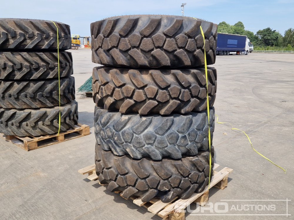 JCB 15.5-25 L-2 Tyre (4 of) - Pneu: photos 3 JCB 15.5-25 L-2 Tyre (4 of) - Pneu: photos 3