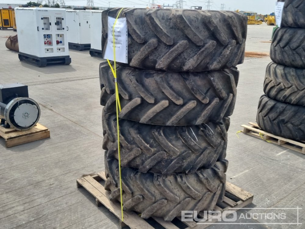 JCB 15.5/80 R24 Tyre (4 of) - Pneu: photos 5 JCB 15.5/80 R24 Tyre (4 of) - Pneu: photos 5