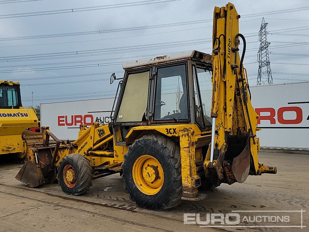 JCB 3CX - Tractopelle: photos 3 JCB 3CX - Tractopelle: photos 3