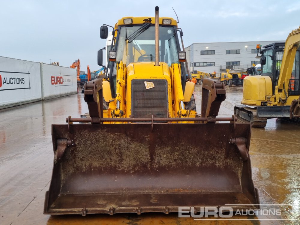 Tractopelle JCB 3CX: photos 8 Tractopelle JCB 3CX: photos 8