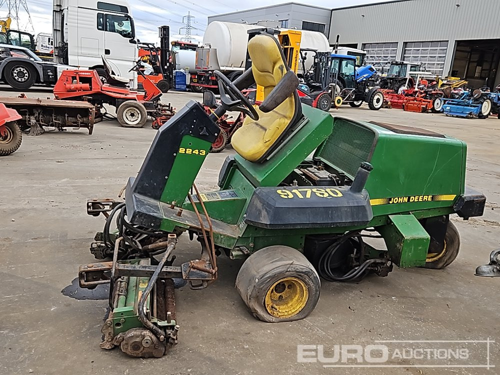 John Deere 2243 - Motofaucheuse: photos 3 John Deere 2243 - Motofaucheuse: photos 3