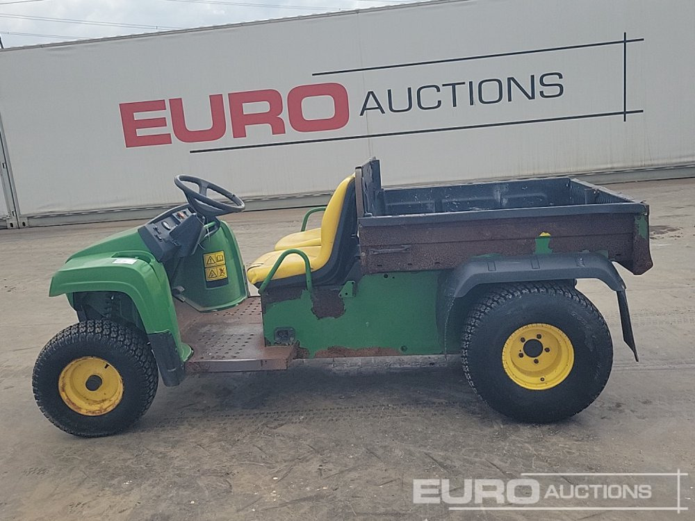 John Deere 2WD Electric Utility Vehicle - Quadricycle: photos 2 John Deere 2WD Electric Utility Vehicle - Quadricycle: photos 2