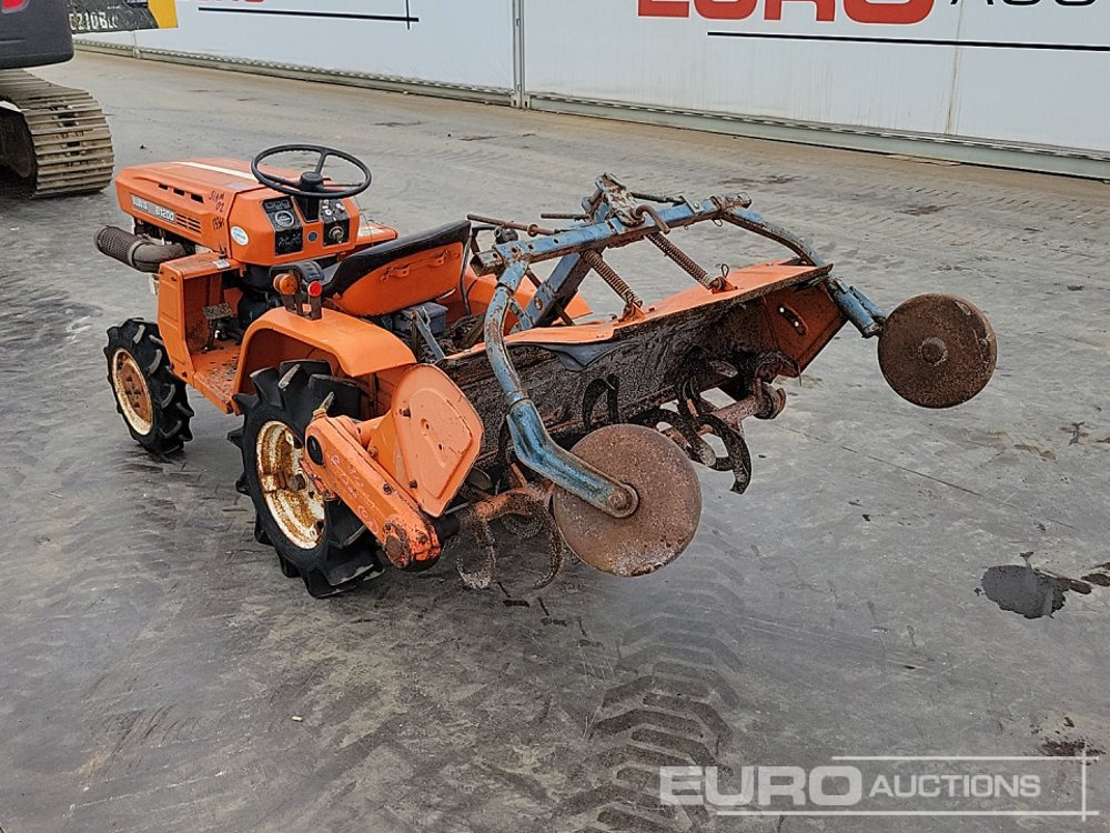 Kubota B1200 - Micro tracteur: photos 3 Kubota B1200 - Micro tracteur: photos 3