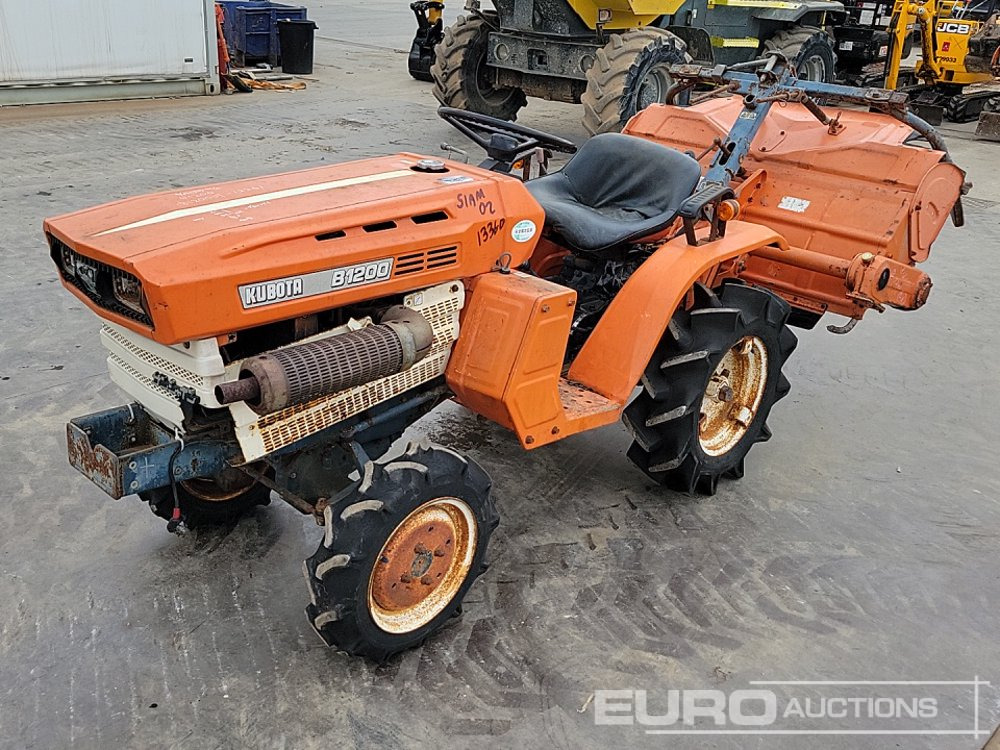 Kubota B1200 - Micro tracteur: photos 1 Kubota B1200 - Micro tracteur: photos 1