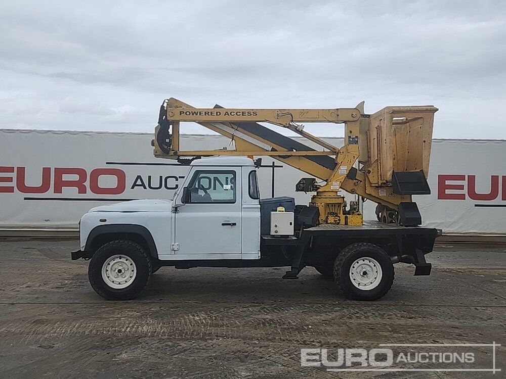 Land Rover Defender - Transport de personnes: photos 2 Land Rover Defender - Transport de personnes: photos 2
