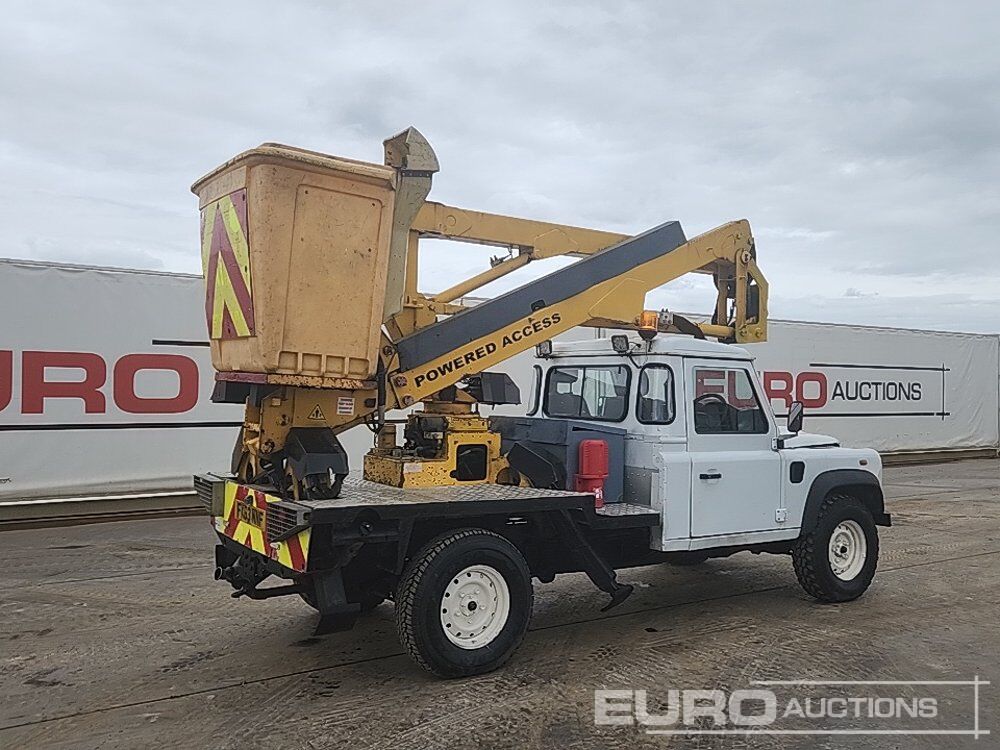Land Rover Defender - Transport de personnes: photos 5 Land Rover Defender - Transport de personnes: photos 5