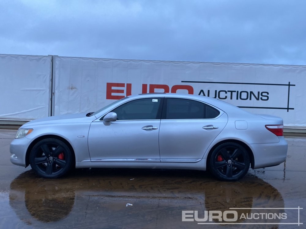 Lexus LS460 - Voiture: photos 2 Lexus LS460 - Voiture: photos 2