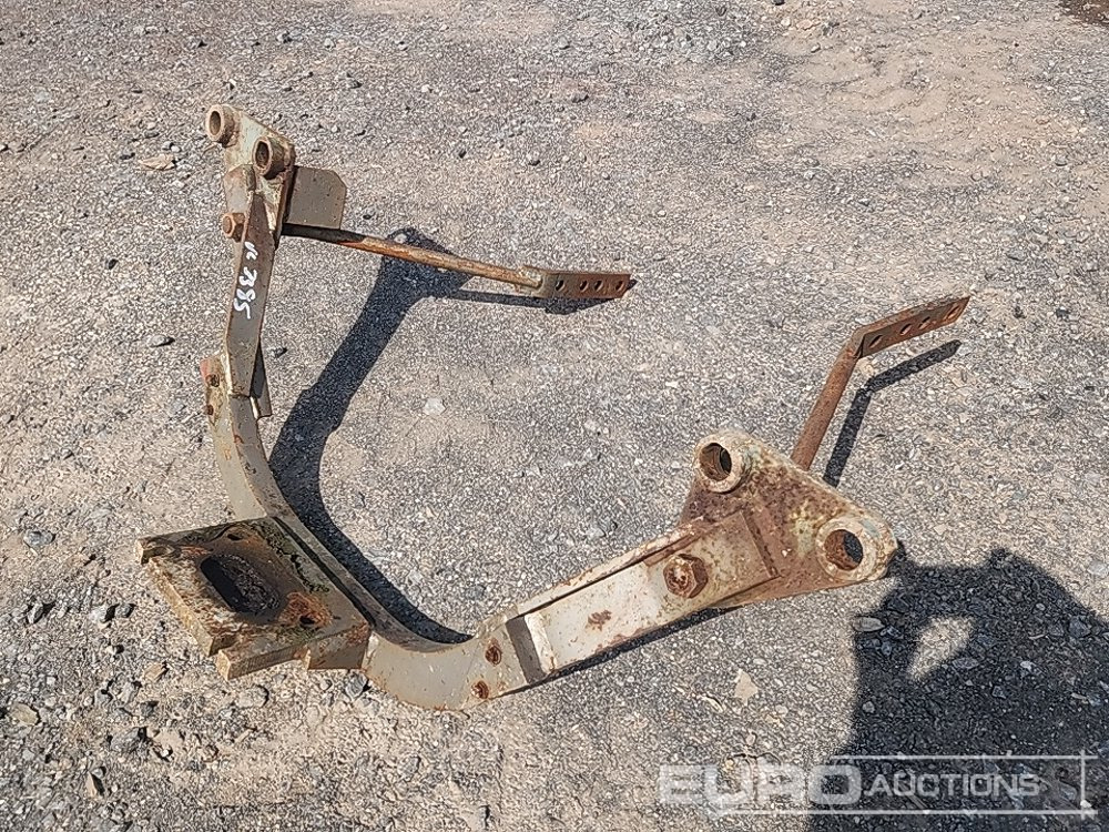 Loader Bracket to suit Massey Ferguson 80 - Machine agricole: photos 3 Loader Bracket to suit Massey Ferguson 80 - Machine agricole: photos 3