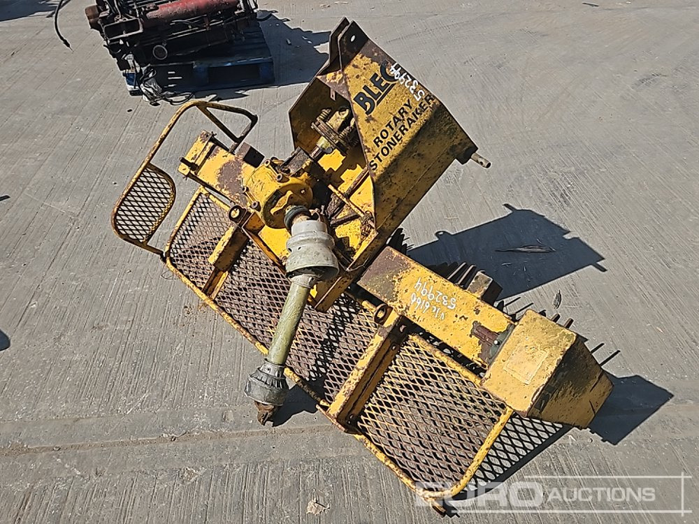 PTO Driven Rotary Stone Rake to suit 3 Point Linkage - Machine agricole: photos 5 PTO Driven Rotary Stone Rake to suit 3 Point Linkage - Machine agricole: photos 5