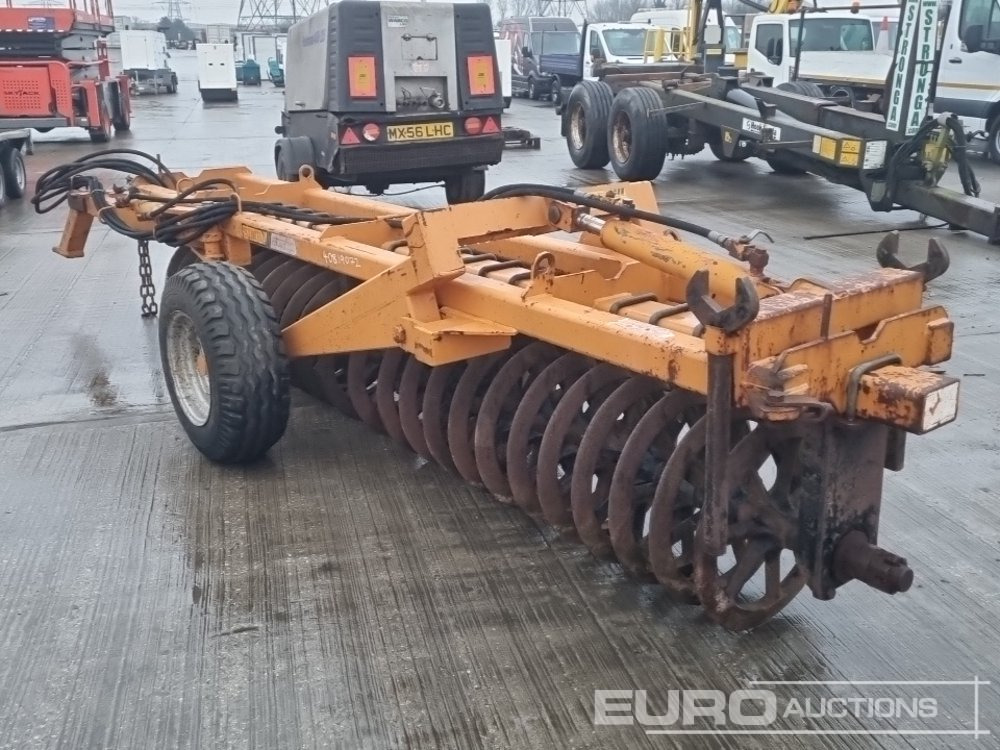 Simba PRETFS86 - Machine agricole: photos 3 Simba PRETFS86 - Machine agricole: photos 3