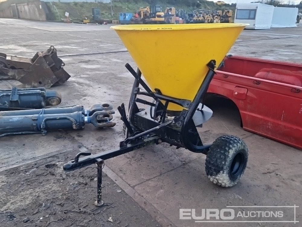 Single Axle Ground Driven Fertilizer Sower - Machine agricole: photos 1 Single Axle Ground Driven Fertilizer Sower - Machine agricole: photos 1