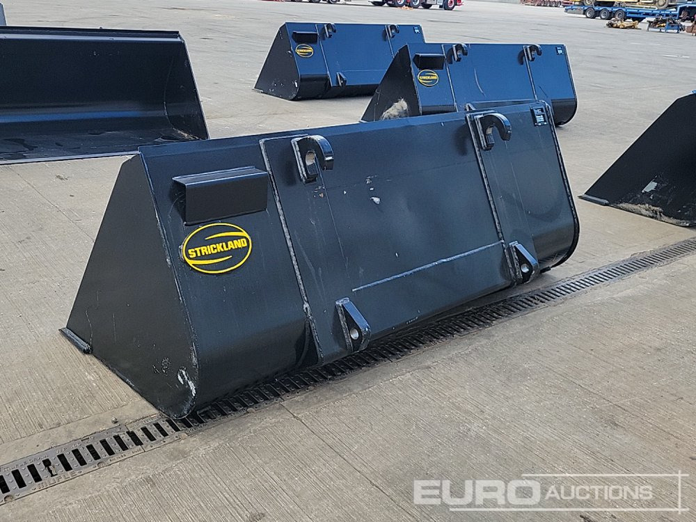 Unused Strickland 90" Loading Bucket to suit JCB Telehandler - Machine agricole: photos 3 Unused Strickland 90" Loading Bucket to suit JCB Telehandler - Machine agricole: photos 3