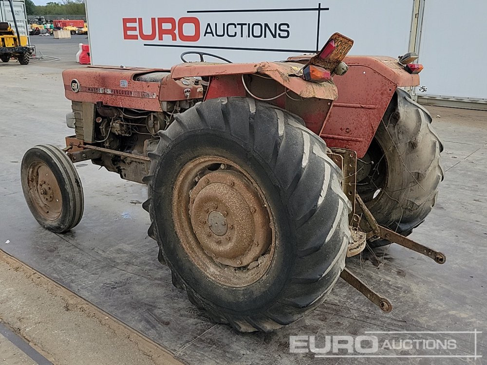 Massey Ferguson 158 - Tracteur agricole: photos 3 Massey Ferguson 158 - Tracteur agricole: photos 3