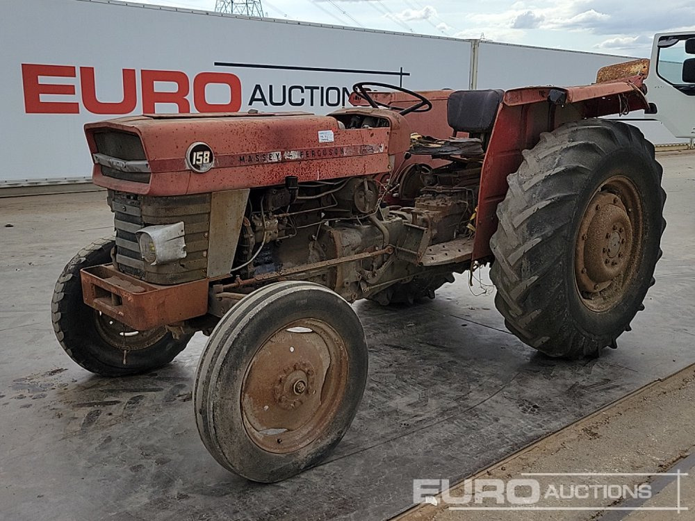 Massey Ferguson 158 - Tracteur agricole: photos 1 Massey Ferguson 158 - Tracteur agricole: photos 1