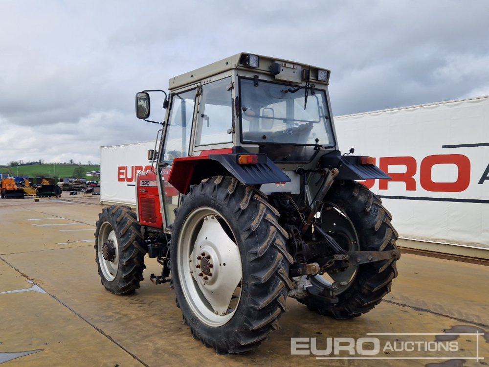 Massey Ferguson 390 - Tracteur agricole: photos 5 Massey Ferguson 390 - Tracteur agricole: photos 5