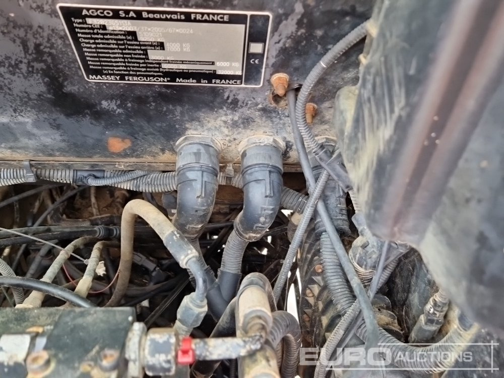 Tracteur agricole Massey Ferguson 6480: photos 23