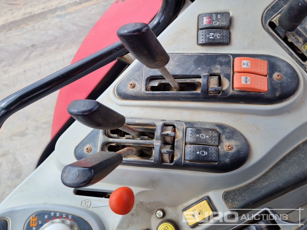 Tracteur agricole Massey Ferguson 6480: photos 39