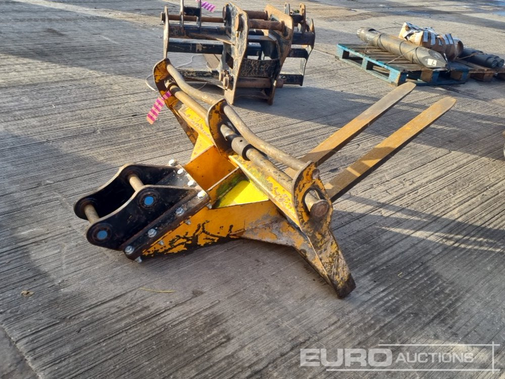 Fork Frame & Forks 45mm Pin to suit 4-6 Ton Excavator - Matériel de manutention: photos 5 Fork Frame & Forks 45mm Pin to suit 4-6 Ton Excavator - Matériel de manutention: photos 5