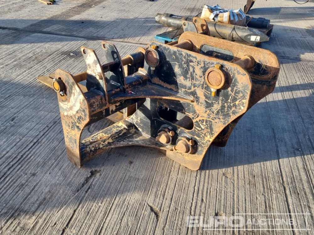 Fork Frame & Forks 65mm Pin to suit 13 Ton Excavator - Matériel de manutention: photos 3 Fork Frame & Forks 65mm Pin to suit 13 Ton Excavator - Matériel de manutention: photos 3