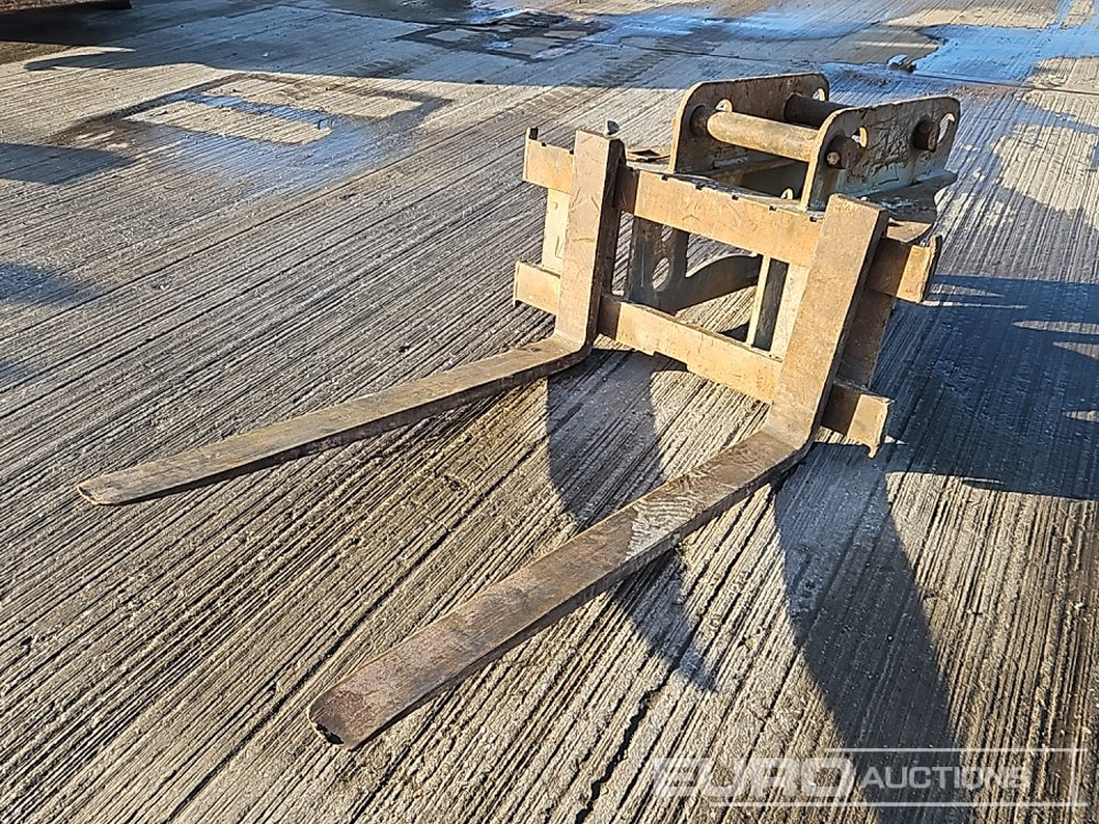 Fork Frame & Forks 65mm Pin to suit 13 Ton Excavator - Matériel de manutention: photos 3 Fork Frame & Forks 65mm Pin to suit 13 Ton Excavator - Matériel de manutention: photos 3