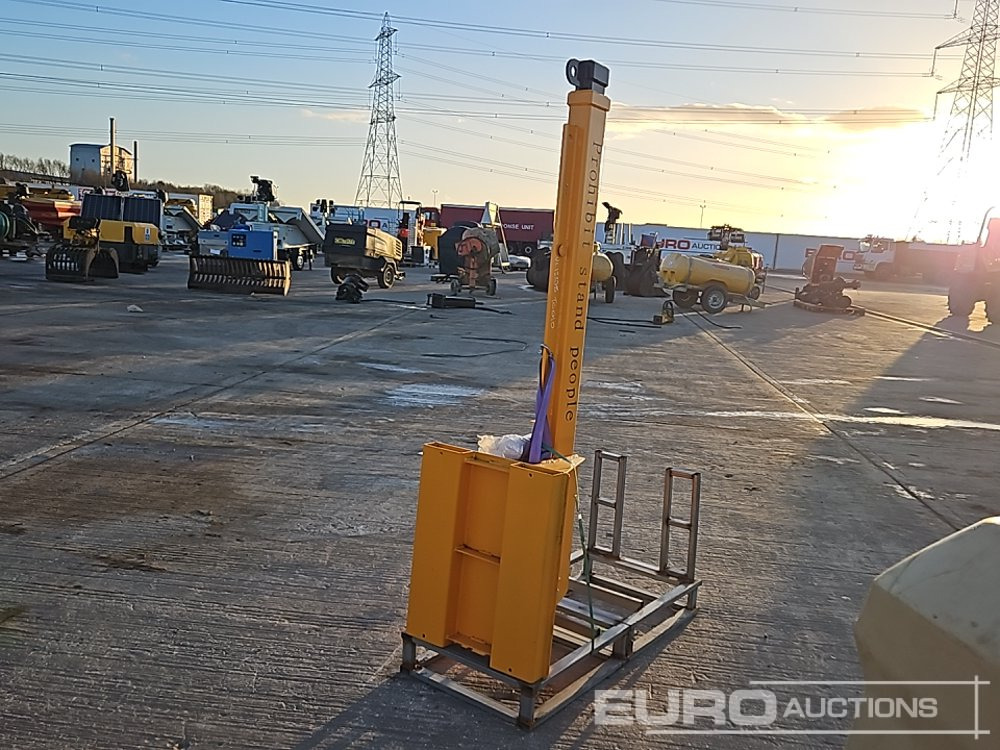 Unused 2025 1 Ton Multi Position Forklift Jib - Matériel de manutention: photos 3 Unused 2025 1 Ton Multi Position Forklift Jib - Matériel de manutention: photos 3