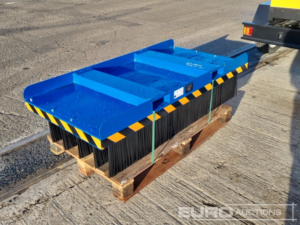 Unused 2025 Rolfi Broom to suit Forklift - Matériel de manutention: photos 3 Unused 2025 Rolfi Broom to suit Forklift - Matériel de manutention: photos 3