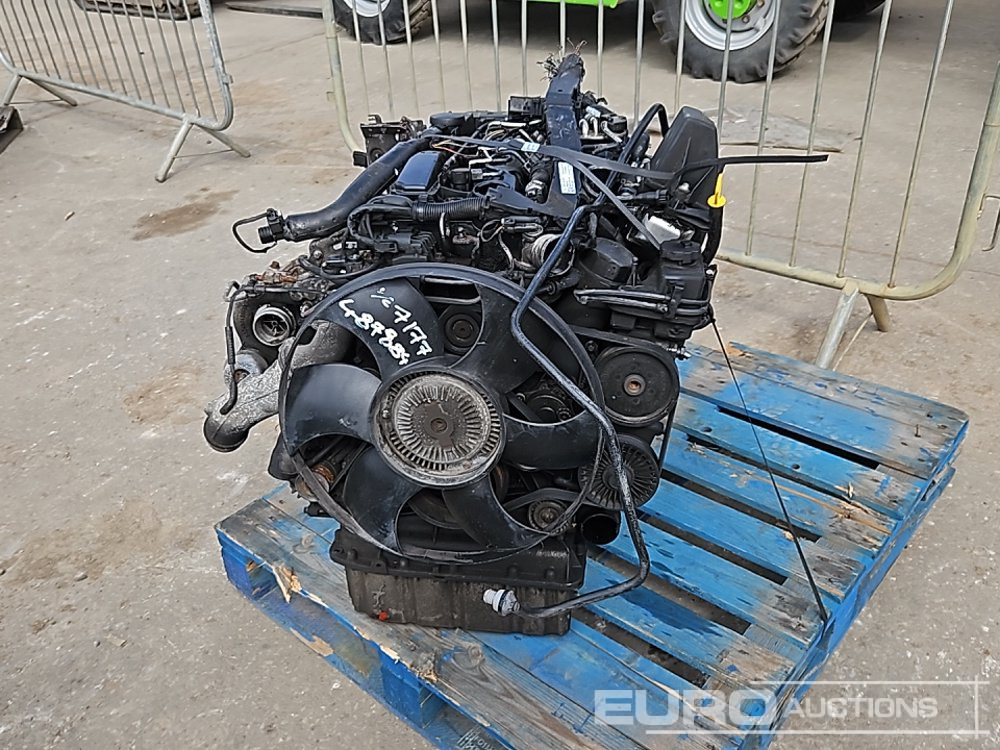 Mercedes 4 Cylinder Engine, Gearbox - Moteur: photos 4 Mercedes 4 Cylinder Engine, Gearbox - Moteur: photos 4