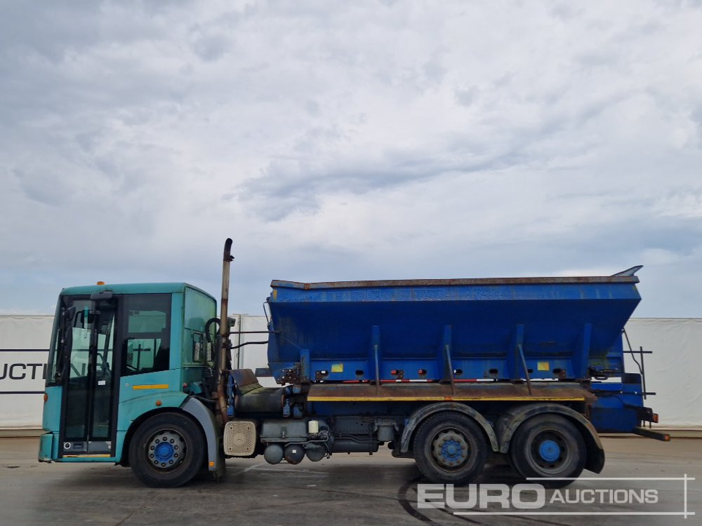 Mercedes Econic - Camion benne: photos 2 Mercedes Econic - Camion benne: photos 2