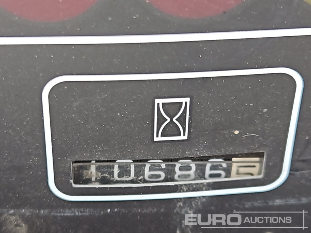 Chariot élévateur diesel Mitsubishi FD20: photos 33