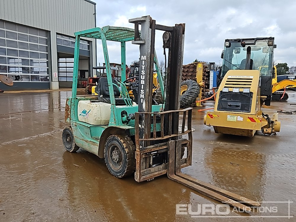 Chariot élévateur diesel Mitsubishi FD20: photos 7