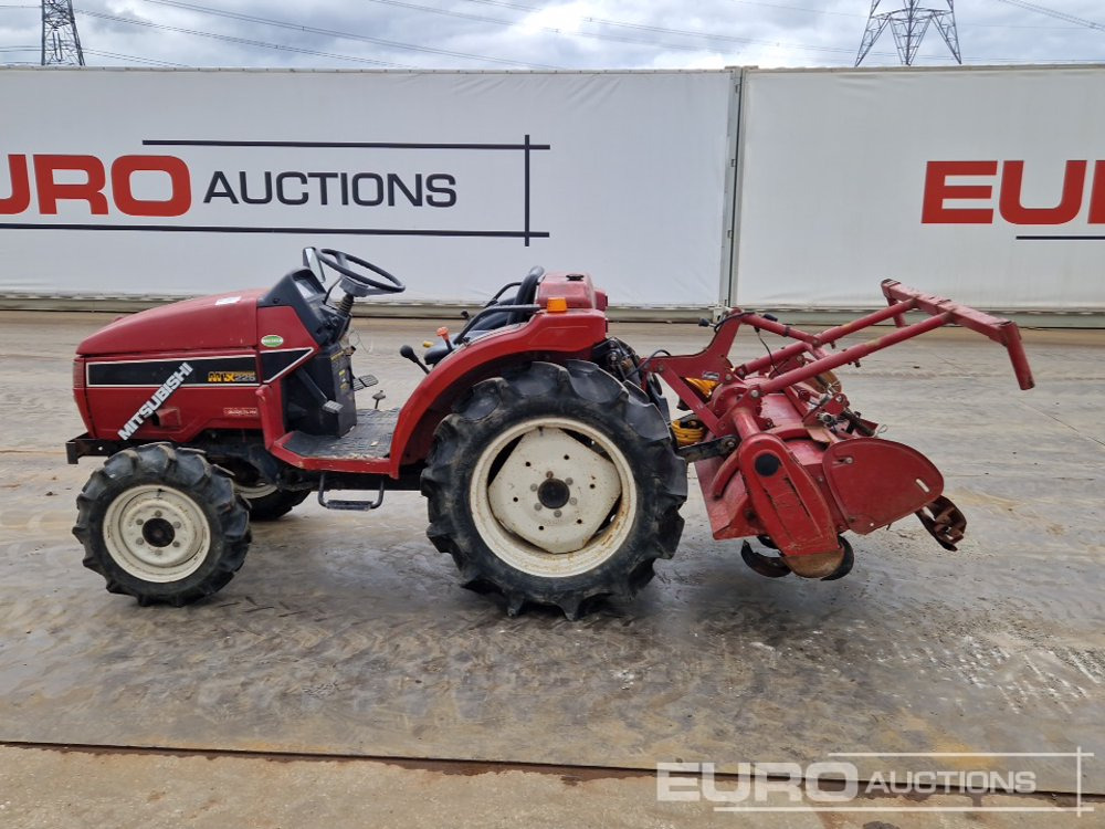 Mitsubishi MTX225 - Micro tracteur: photos 2 Mitsubishi MTX225 - Micro tracteur: photos 2