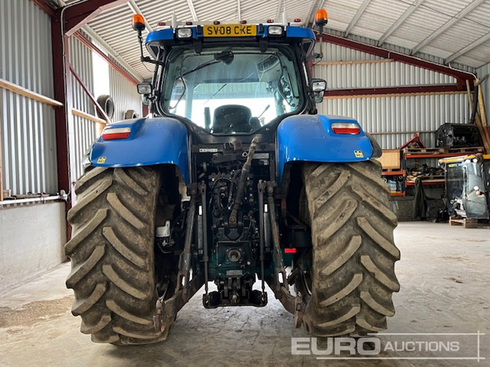 New Holland T7030 - Tracteur agricole: photos 3 New Holland T7030 - Tracteur agricole: photos 3