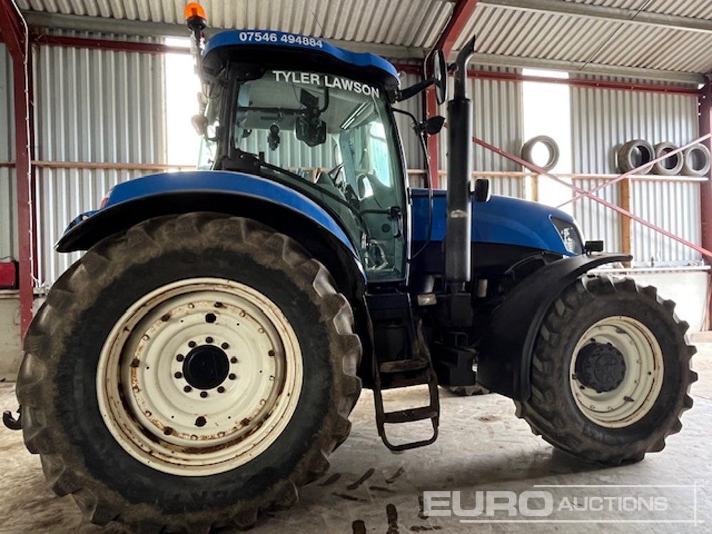 New Holland T7030 - Tracteur agricole: photos 5 New Holland T7030 - Tracteur agricole: photos 5