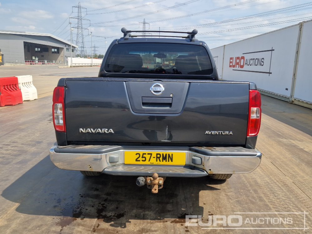 Nissan Navara Aventura - Pick-up: photos 4 Nissan Navara Aventura - Pick-up: photos 4