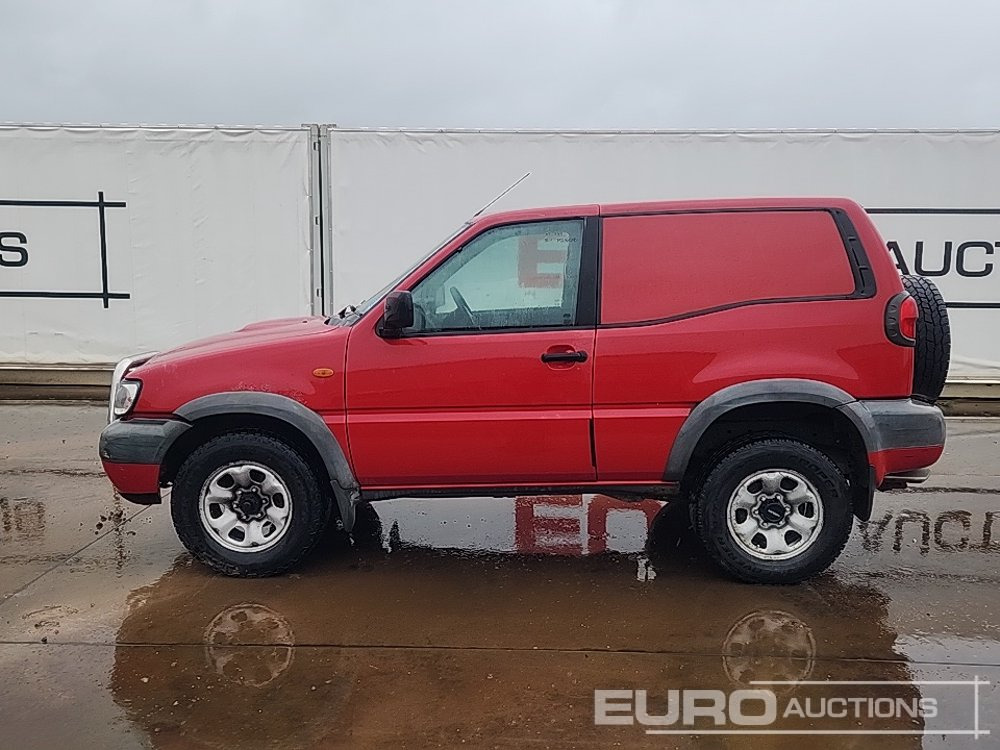 Nissan Terrano - SUV: photos 2 Nissan Terrano - SUV: photos 2