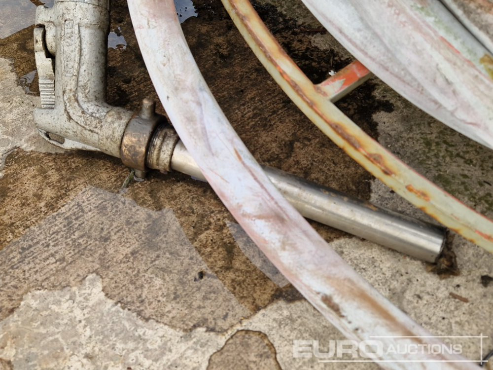 Matériel de chantier Oil Delivery Hose (2 of): photos 13