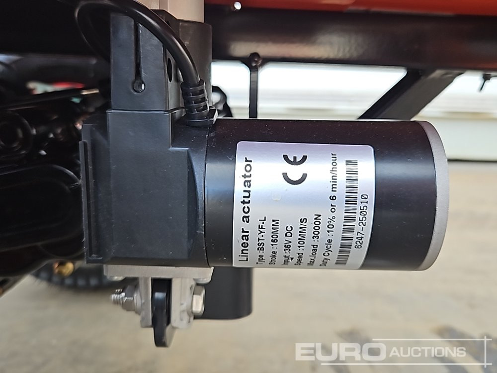 Équipement de garage PC040-07 Electric Wheeled Trailer Dolly, 3000lbs Max Trailer Weight, 2" Ball Hitch Mount, Charger: photos 15