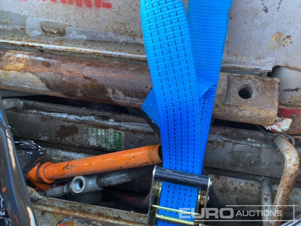 Matériel de chantier Pallet of Parts (2 of): photos 7 Matériel de chantier Pallet of Parts (2 of): photos 7