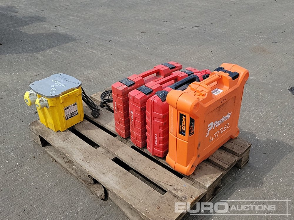Paslode PPM35Ci Battery Nail Gun, Bosch 230Volt Heat Gun, Hilti Battery Drill (3 of), 110Volt Transformer - Matériel de chantier: photos 5 Paslode PPM35Ci Battery Nail Gun, Bosch 230Volt Heat Gun, Hilti Battery Drill (3 of), 110Volt Transformer - Matériel de chantier: photos 5