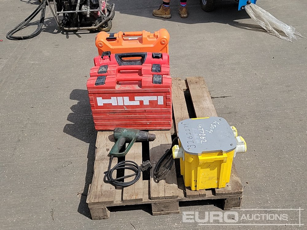 Paslode PPM35Ci Battery Nail Gun, Bosch 230Volt Heat Gun, Hilti Battery Drill (3 of), 110Volt Transformer - Matériel de chantier: photos 2 Paslode PPM35Ci Battery Nail Gun, Bosch 230Volt Heat Gun, Hilti Battery Drill (3 of), 110Volt Transformer - Matériel de chantier: photos 2
