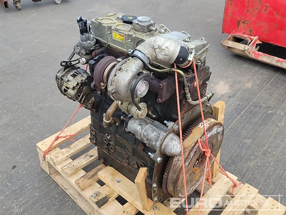 Perkins 4 Cylinder Engine - Moteur: photos 3 Perkins 4 Cylinder Engine - Moteur: photos 3