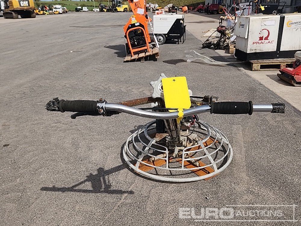 Petrol Powerfloat, Honda Engine - Travaux routiers: photos 4 Petrol Powerfloat, Honda Engine - Travaux routiers: photos 4