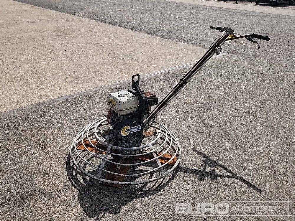 Petrol Powerfloat, Honda Engine - Travaux routiers: photos 1 Petrol Powerfloat, Honda Engine - Travaux routiers: photos 1