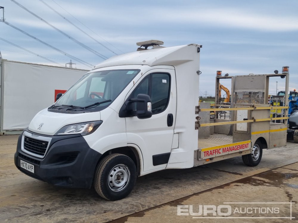 Peugeot Boxer 335 - Fourgon plateau: photos 1 Peugeot Boxer 335 - Fourgon plateau: photos 1