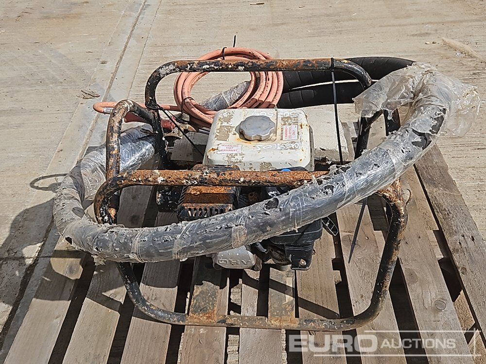 Poker Drive Unit, Honda Engine, Propane Torch - Travaux routiers: photos 2 Poker Drive Unit, Honda Engine, Propane Torch - Travaux routiers: photos 2