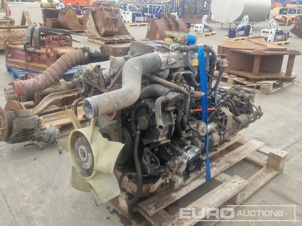 Renault 4 Cylinder Engine, Gearbox - Moteur: photos 1 Renault 4 Cylinder Engine, Gearbox - Moteur: photos 1