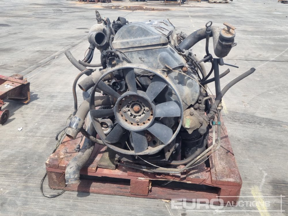 Renault 4 Cylinder Engine, Gearbox - Moteur: photos 4 Renault 4 Cylinder Engine, Gearbox - Moteur: photos 4