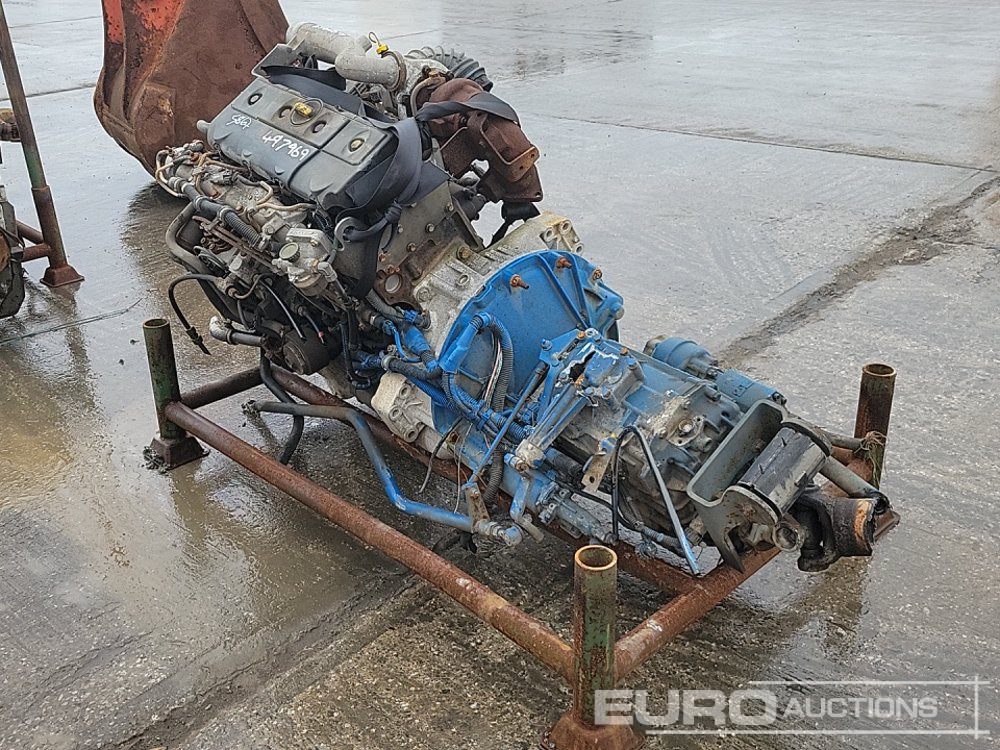 Renault 4 Cylinder Engine, Gearbox - Moteur: photos 3 Renault 4 Cylinder Engine, Gearbox - Moteur: photos 3