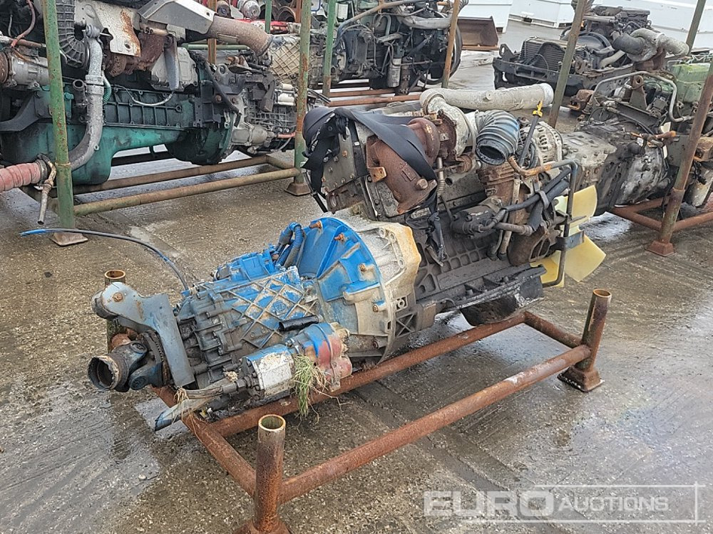 Renault 4 Cylinder Engine, Gearbox - Moteur: photos 5 Renault 4 Cylinder Engine, Gearbox - Moteur: photos 5