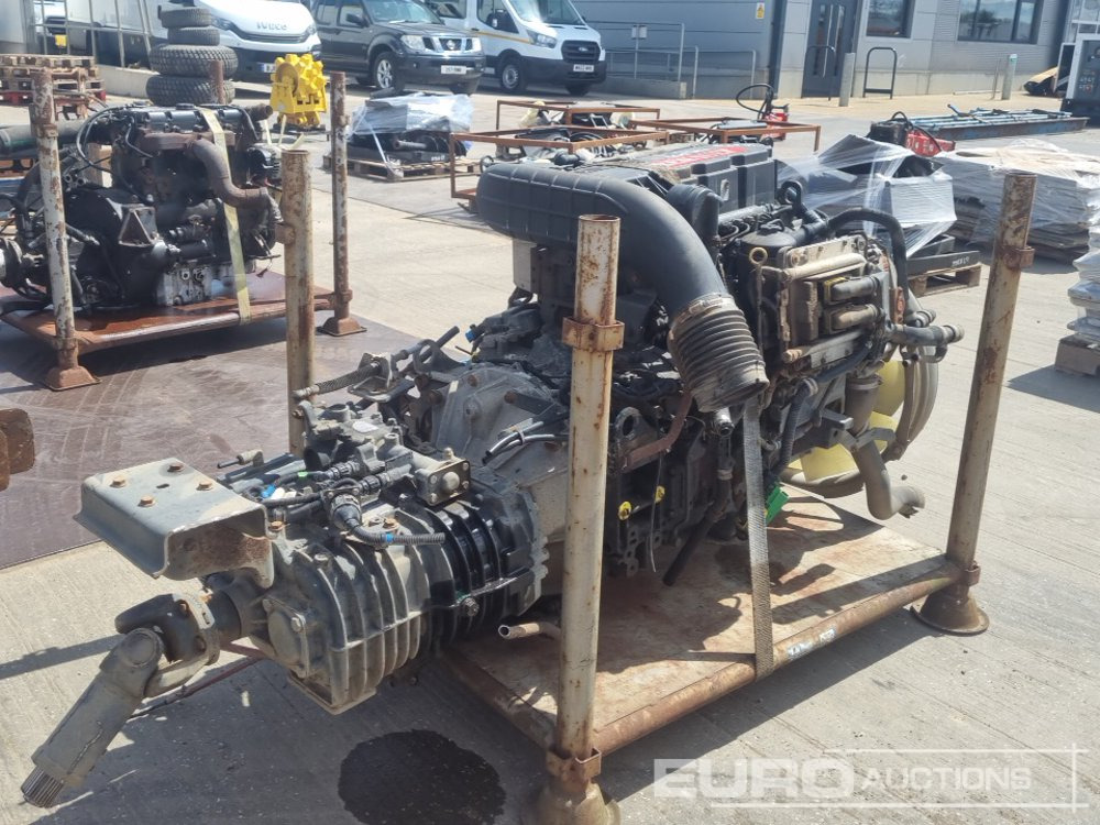 Renault 6 Cylinder Engine, Gearbox - Moteur: photos 5 Renault 6 Cylinder Engine, Gearbox - Moteur: photos 5